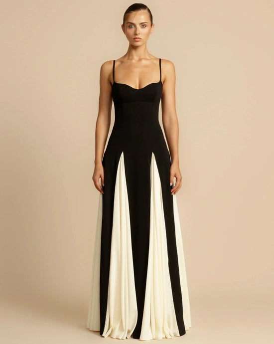 VELORA - Maxi Dress